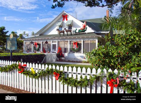 Naples Florida Christmas Hi Res Stock Photography And Images Alamy