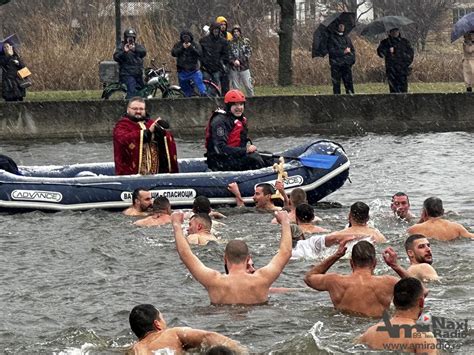 Prijavljivanje Za Plivanje Za Asni Krst Na Bogojavljenje Traje Do