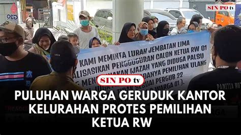 Puluhan Warga Geruduk Kantor Kelurahan Protes Pemilihan Ketua Rw Youtube