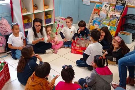 Conheça a rotina da 1ª escola lixo zero de SP que é finalista de