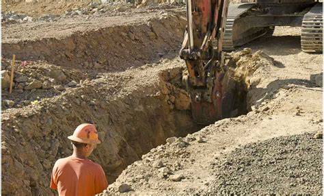 Osha Sounds Alarm On Rising Trench Fatalities Business Insurance