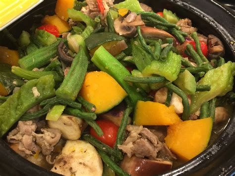 Pinakbet Filipino Steamed Mixed Vegetable Dish Doydycom