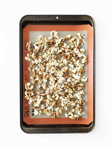 Chunky Monkey Trail Mix — The Skinny Fork