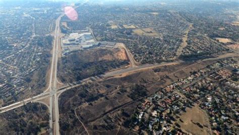 New Access Road To Vaal Mall Almost Complete Vaalweekblad