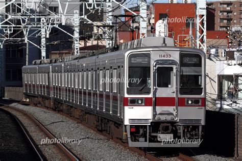 東武鉄道 10000系通勤電車 写真素材 5412440 フォトライブラリー Photolibrary