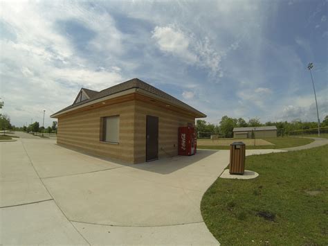 Facilities • Macomb Corners Park