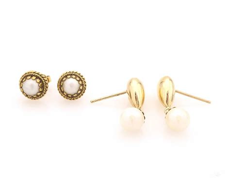 Lot 2 Pairs Of 14k Yellow Gold Pearl Earrings