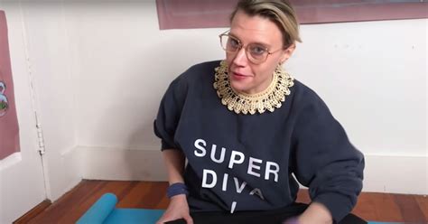 Kate McKinnon's RBG 'SNL' Skit Spoofed At Home Fitness Routines