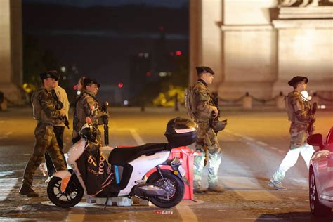 Fotogaler A La Quinta Jornada De Disturbios En Francia En Im Genes