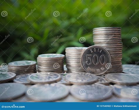 South Korean Won Currency, Korea Won KRW Stock Photo - Image of bills ...