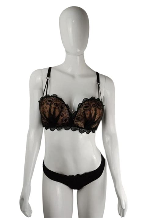 Conjunto De Lingerie Top Aro E Calcinha Fio Dental Renda E Tule