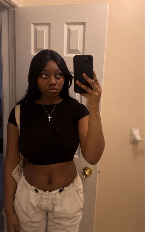 TikTok Ebony Trsunmola Nude Photo 5 The Fappening Leaked Photos