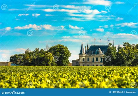 Chateau and Vineyard in Margaux, Bordeaux, France Stock Image - Image of area, rural: 146297465