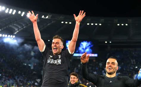 Lazio Juve 2 1 Milik Decisivo Bianconeri In Finale