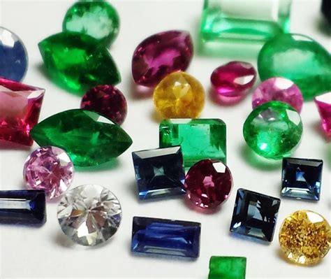 Ruby Sapphire Emerald Faceted Random Mix (2 ctw) - Gold Crown Jewelry