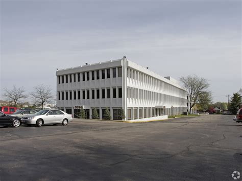3094 W Market St, Akron, OH 44333 - Fairlawn Office Park | LoopNet