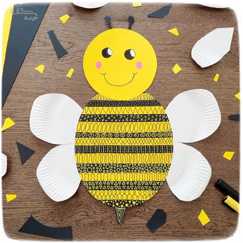 Abeille En Graphismes Activit Maman Sur Le Fil