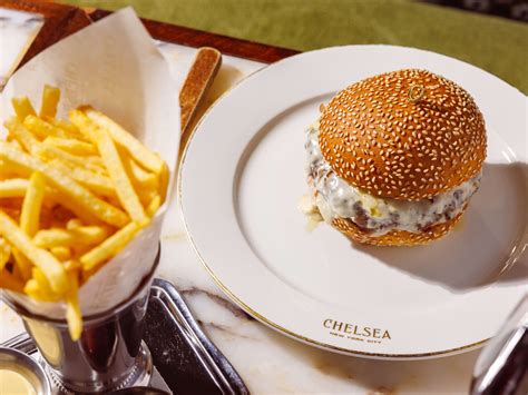 Café Chelsea - Review - Chelsea - New York - The Infatuation