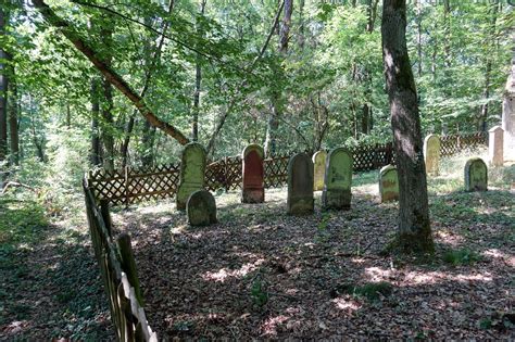 Der jüdische Friedhof in Waldlaubersheim Gemeinde Stromberg Kreis Bad