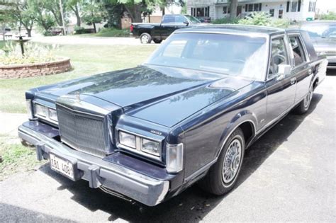 1988 Lincoln Continental Custom Short Limo