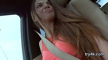 Chica Elegante Sopla Una Polla En Pov Y Se La Follan Por La Vagina Delgada Xvideos