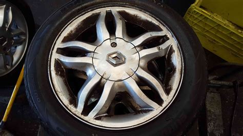 Renault Clio Mk3 2005 2009 Mahonia Alloy Wheel 15 Inch X 1 35 8200317802 Store Renault