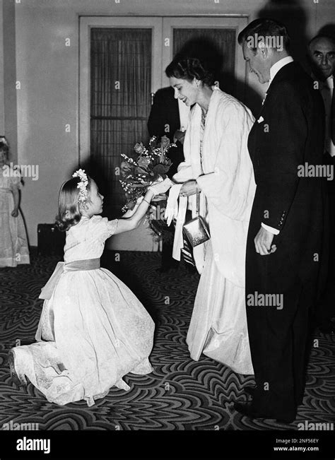 Juliet Mills Daughter Of British Film Actor John Mills Right Bows