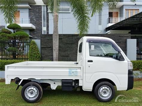 Daihatsu Hi Max Newstempo