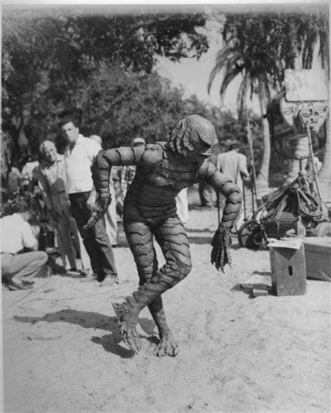 VA Viper Before There Was CGI Behind The Scenes Of 1954 S Creature