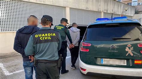 Detenidos Cuatro Okupas Por Allanamiento Y Robo Con Fuerza Por Valor De 42000 Euros En Ibiza