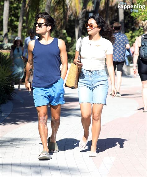 Camila Mendes Shows Off Her Sexy Bikini Body On The Beach In Miami Photos OnlyFans Leaked