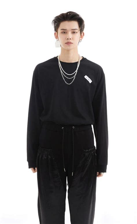 yeonjun pics  twitter txt newyork fashion week  york fashion week