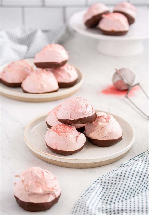 Chocolate Dipped Strawberry Meringues Culinary Cool