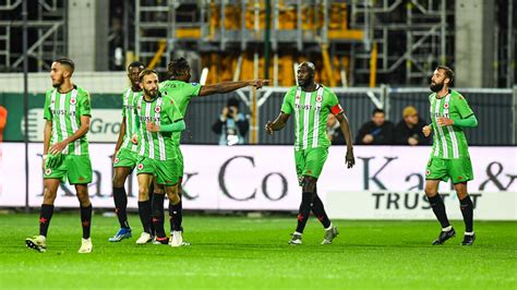 National Vainqueur De Goal Fc Le Red Star Sur La Voie Royale