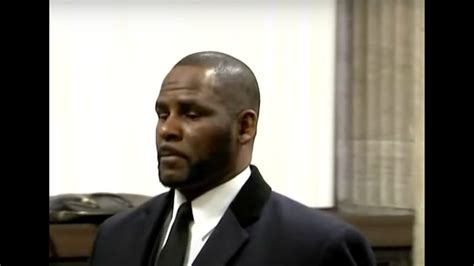 Déjà Condamné à 30 Ans De Prison R Kelly Est Aussi Reconnu Coupable De Pédopornographie