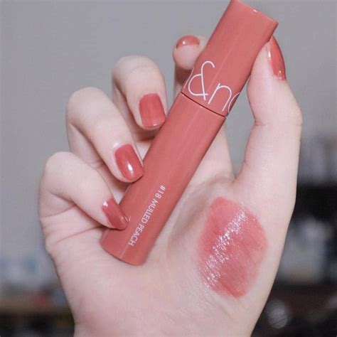 son romand bóng màu 18 Hồng đào Romand Juicy Lasting Tint 18 Mulled