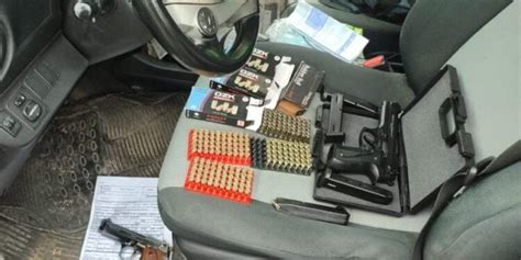 En Pasaje Sujeto Llevaba Pistolas Y Más De 200 Municiones Enfoquec