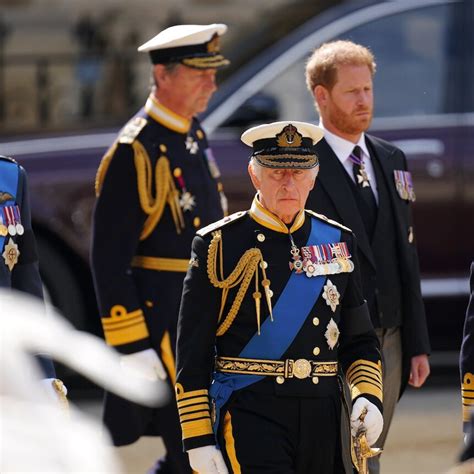 La Llegada De La Familia Real Al Funeral De La Reina Isabel Ii Hola