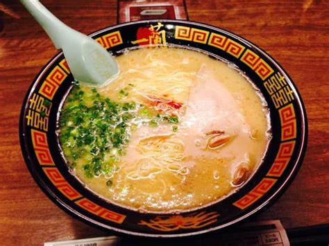 【1位は意外な】好きなラーメンチェーン店ランキングtop24！ 3位「一蘭」2位「天下一品」 明日は何を食べようか