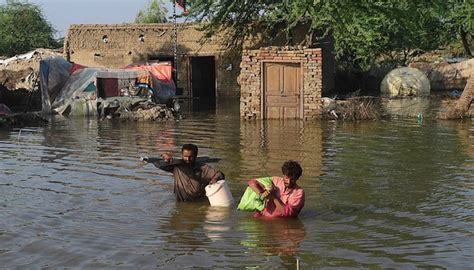 Pakistan Asking For Extra Funds After Devastating Floods Report