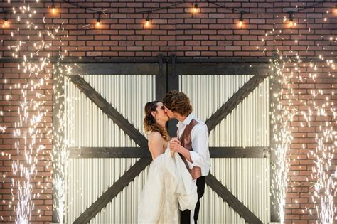 Alberta Farm Weddings - Reviews for 52 Venues