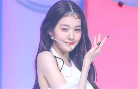 K Pop Fans Are Saying Aespas Karina And Ives Jang Won Young Are The