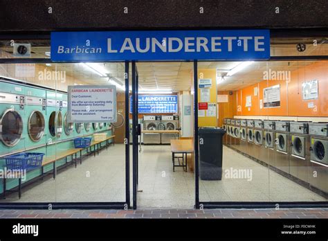 Laundrette Washing Machine Hi Res Stock Photography And Images Alamy