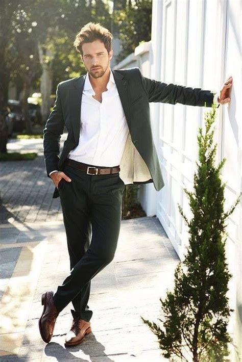 Outfit Ideas To Wear Black Pants With Brown Shoes For Men