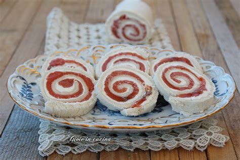 Rotolini Farciti Con Salmone E Philadelphia Gioie In Cucina