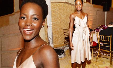 Tony Awards After Party Sees Lupita Nyong O Slip Into Pretty Nude Dress Daily Mail Online