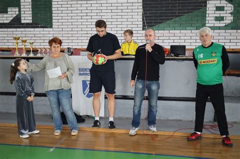 Memorijalni Rukometni Turnir Za Veterane Zijad Turku I Zijo Foto I