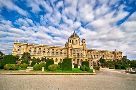 Wallpaper Vienna Palace Austria Maria Theresa Square Bush Cities