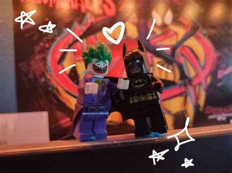 Lego Batman + Lego Joker 💕 | Lego batman, Batman joker, Lego batman movie