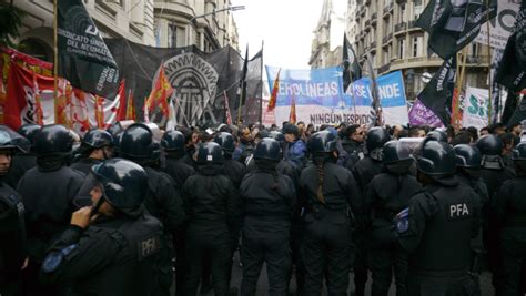 El Gobierno Argentino Desoye El Mandato Constitucional Del Derecho A La